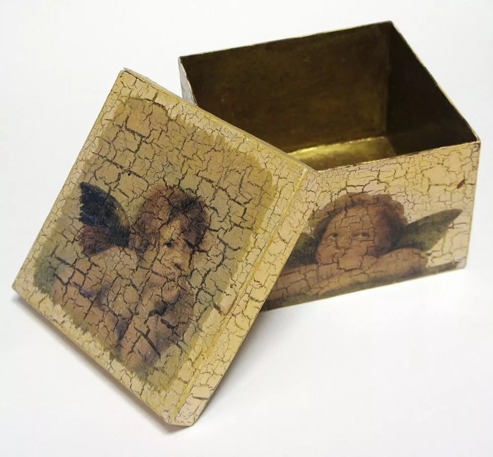 dekupazh_s_odnoshagovym_kraskelyurom.jpg dekupazh_s_odnoshagovym_kraskelyurom.jpg