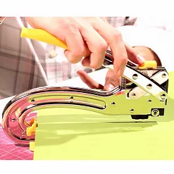 Установщик люверсов Crop-A-Dile Big Bite (WeR) Установщик люверсов Crop-A-Dile Big Bite (WeR)