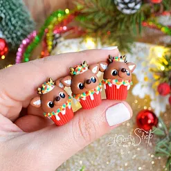 Миниатюра "Новый год. Олененок-капкейк", 1 шт (Югарт) Миниатюра "Новый год. Олененок-капкейк", 1 шт (Югарт)